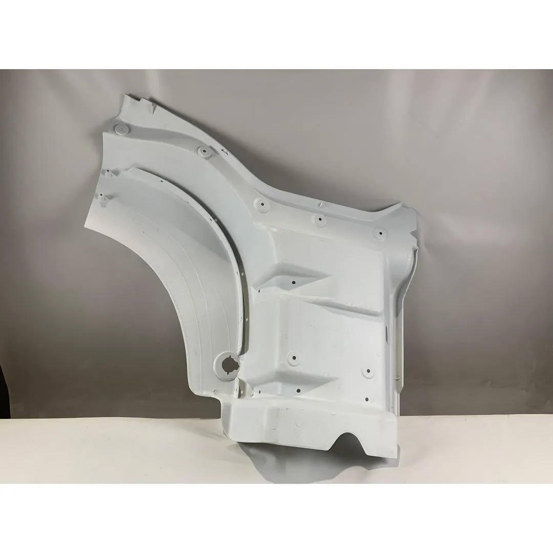 Купить Корпус ступенек левый MAN TGA/TGS (белый) - в интернет-магазине Parts.Sotrans
