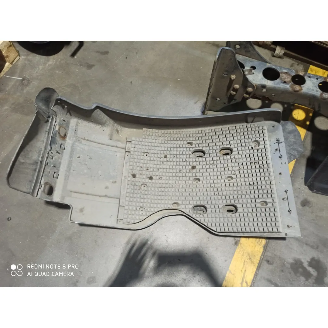 Крыло переднее задняя левая част - купить в интернет-магазине Parts.Sotrans